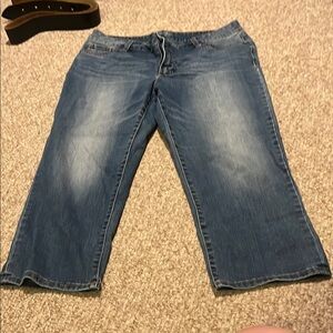 St. John’s Bay capri jeans
